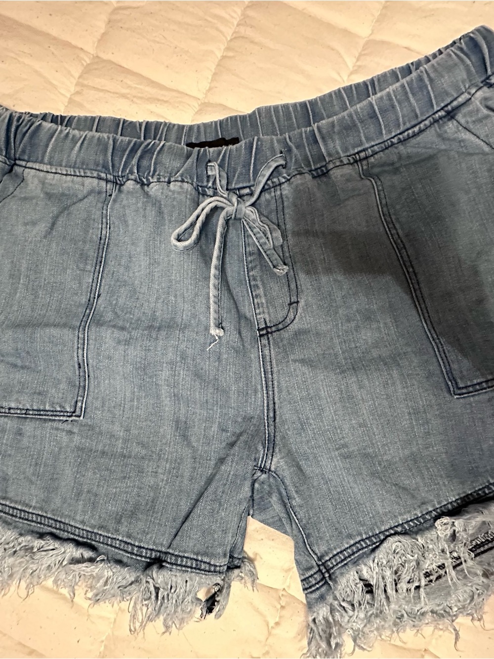 !it jeans Light Blue Denim Jean Shorts with Frayed Hem